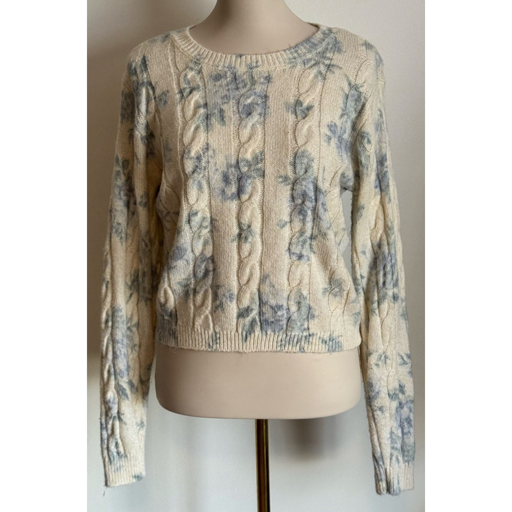 Women's Sincerely Jules Cream & Blue Floral Cable Knit Sweater M